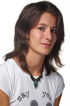 ERIKA STEFANI ERIKA STEFANI