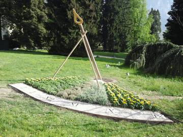 La meridiana vegetale della Fondazione Mach a Ortinparco